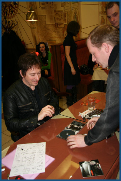 Alan Wilder / Recoil - Autograph session in Moscow (01.12.07, «Soyuz»)