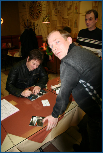 Alan Wilder / Recoil - Autograph session in Moscow (01.12.07, «Soyuz»)