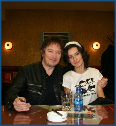 Alan Wilder / Recoil - Autograph session in Moscow (01.12.07, «Soyuz»)