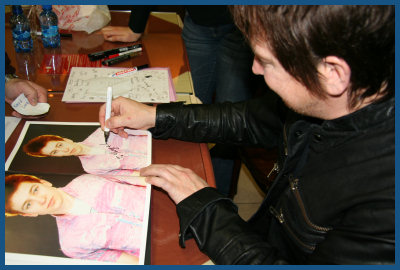 Alan Wilder / Recoil - Autograph session in Moscow (01.12.07, «Soyuz»)