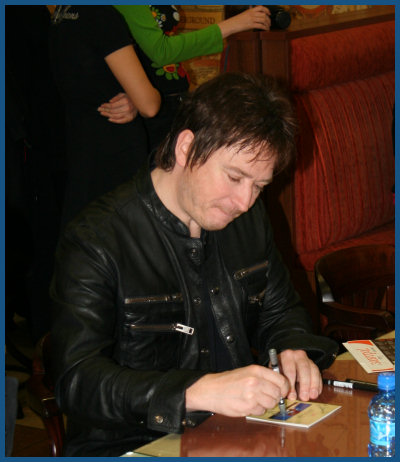 Alan Wilder / Recoil - Autograph session in Moscow (01.12.07, «Soyuz»)