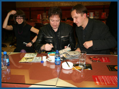 Alan Wilder / Recoil - Autograph session in Moscow (01.12.07, «Soyuz»)