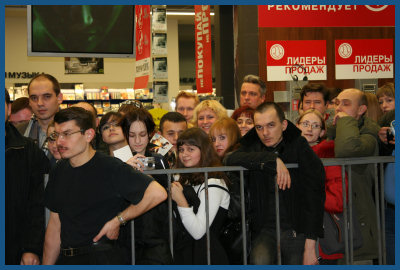 Alan Wilder / Recoil - Autograph session in Moscow (01.12.07, «Soyuz»)