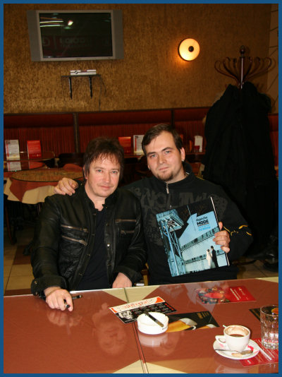 Alan Wilder / Recoil - Autograph session in Moscow (01.12.07, «Soyuz»)