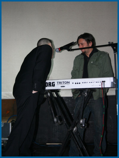 And One - Soundcheck in Moscow (08.10.06, «Gorod» club)