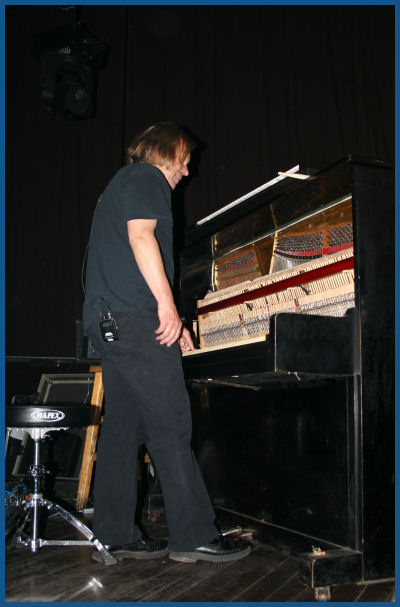 Deine Lakaien - Live in Moscow (18.06.06, «B2» club)