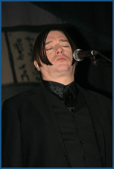 Einstürzende Neubauten
