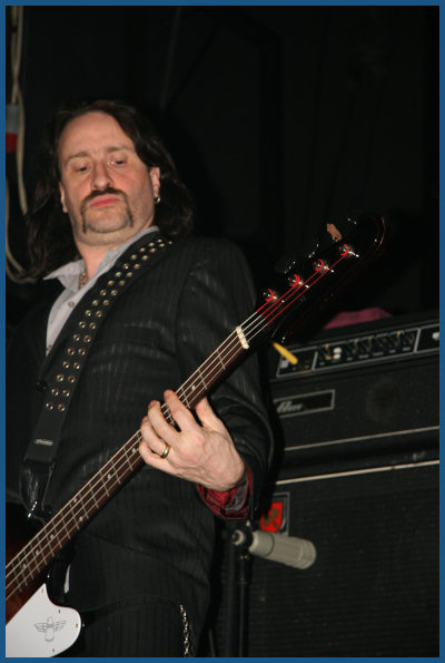 Einstürzende Neubauten