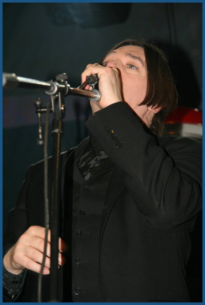 Einstürzende Neubauten
