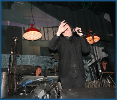 Einstürzende Neubauten