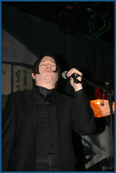Einstürzende Neubauten