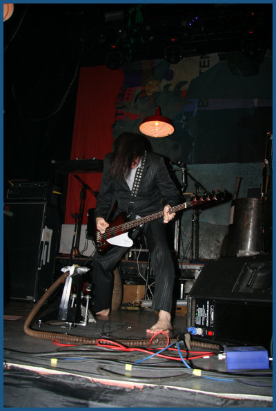 Einstürzende Neubauten