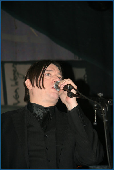 Einstürzende Neubauten