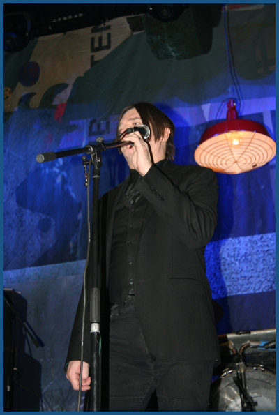 Einstürzende Neubauten