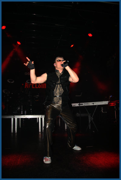 Front 242 ::    (10.11.07)