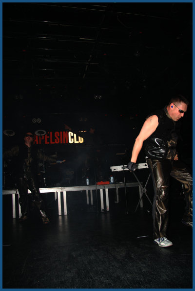 Front 242 ::    (10.11.07)