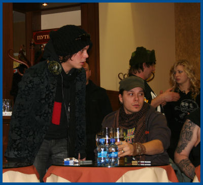 Him & The Rasmus - Autograph session in Moscow (03.02.06, «Soyuz»)