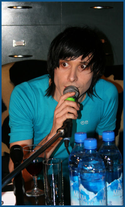 I Am X - Press-conference in Moscow (24.03.06, «16 tons»)