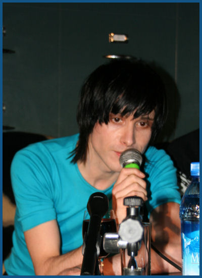 I Am X - Press-conference in Moscow (24.03.06, «16 tons»)