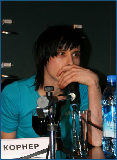 I Am X - Press-conference in Moscow (24.03.06, «16 tons»)