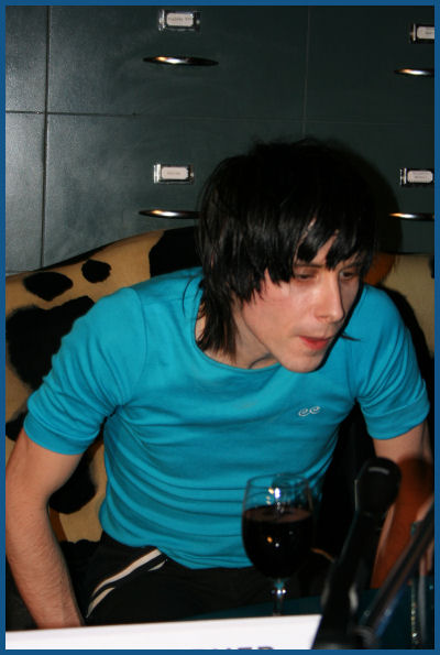 I Am X - Press-conference in Moscow (24.03.06, «16 tons»)