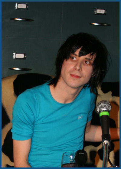 I Am X - Press-conference in Moscow (24.03.06, «16 tons»)