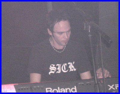 Apoptygma Berzerk - Live at Synthetic Snow Festival (Moscow 06.12.03)