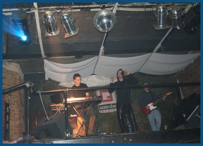 Iris at IV Moscow Synthetic Snow Festival Pre-Party (01.12.06, «Black & White» club)