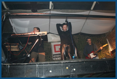 Iris at IV Moscow Synthetic Snow Festival Pre-Party (01.12.06, «Black & White» club)