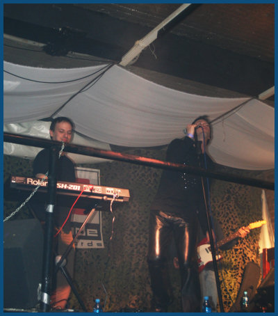 Iris at IV Moscow Synthetic Snow Festival Pre-Party (01.12.06, «Black & White» club)
