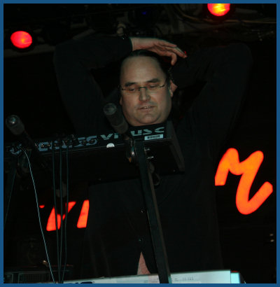 Assemblage 23 at Moscow Synthetic Snow Festival V (08.12.07, «Tochka» club)