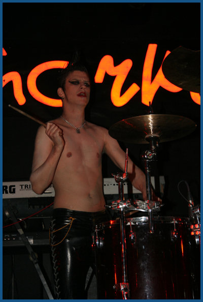 Tamtrum -    (24.02.08,  «»)