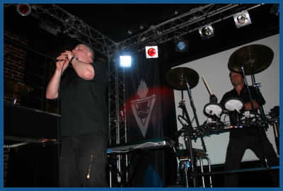 VNV Nation -    (02.04.06,  «»)