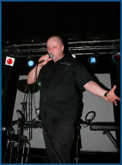 VNV Nation - Live in Moscow (02.04.06, «Ikra» club)