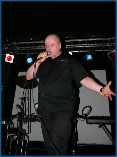 VNV Nation -    (02.04.06,  «»)