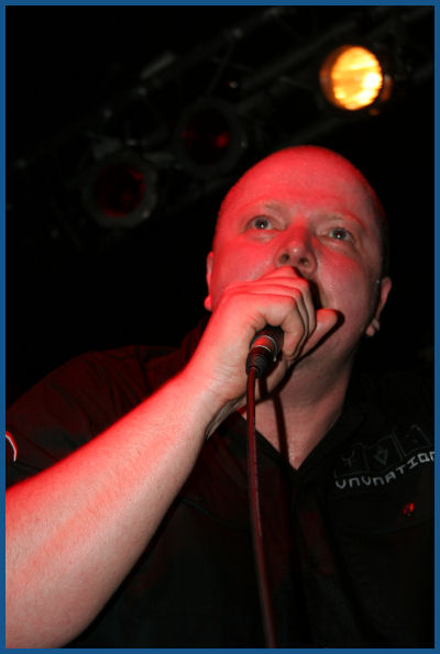 VNV Nation -    (02.04.06,  «»)