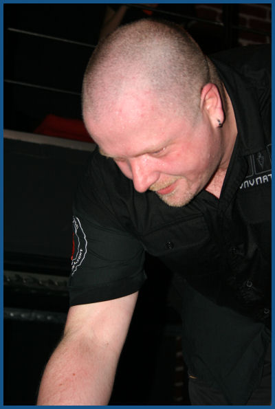 VNV Nation -    (02.04.06,  «»)