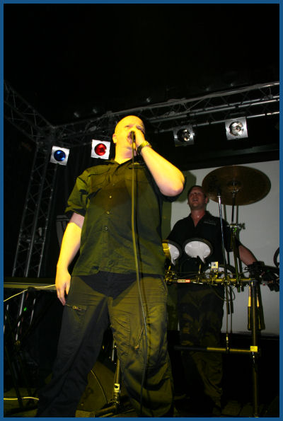 VNV Nation -    (02.04.06,  «»)