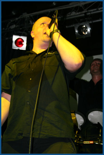 VNV Nation -    (02.04.06,  «»)