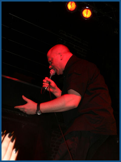 VNV Nation -    (02.04.06,  «»)