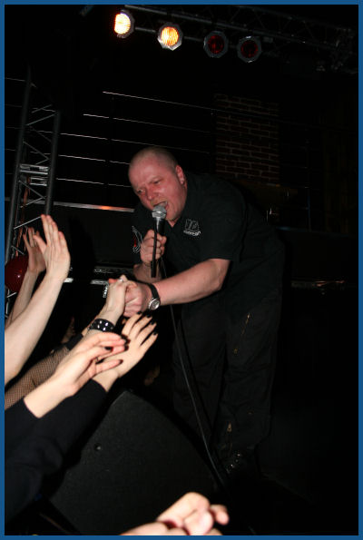 VNV Nation -    (02.04.06,  «»)