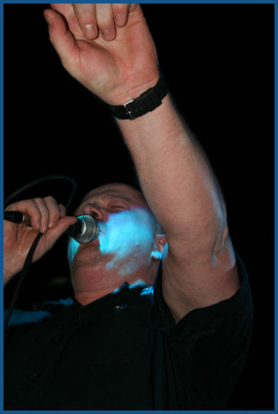 VNV Nation -    (02.04.06,  «»)