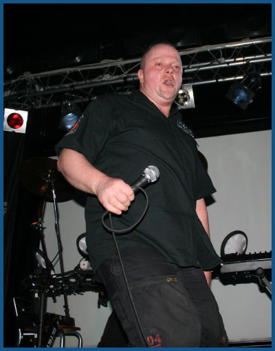 VNV Nation - Live in Moscow (02.04.06, «Ikra» club)