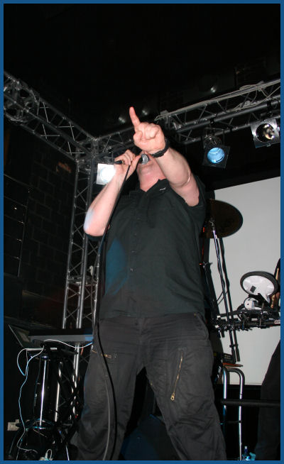 VNV Nation -    (02.04.06,  «»)