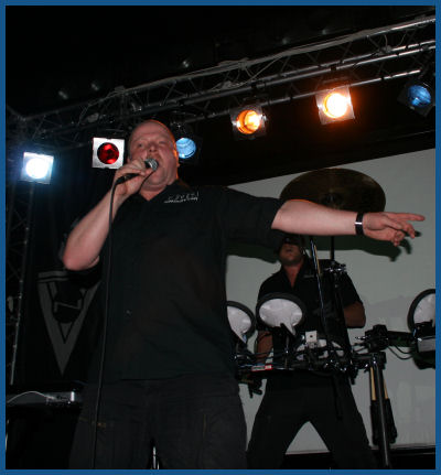 VNV Nation -    (02.04.06,  «»)