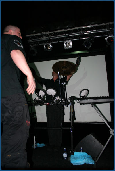 VNV Nation - Live in Moscow (02.04.06, «Ikra» club)