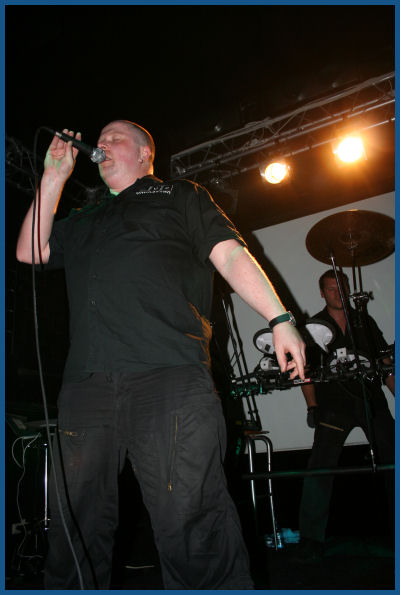 VNV Nation - Live in Moscow (02.04.06, «Ikra» club)