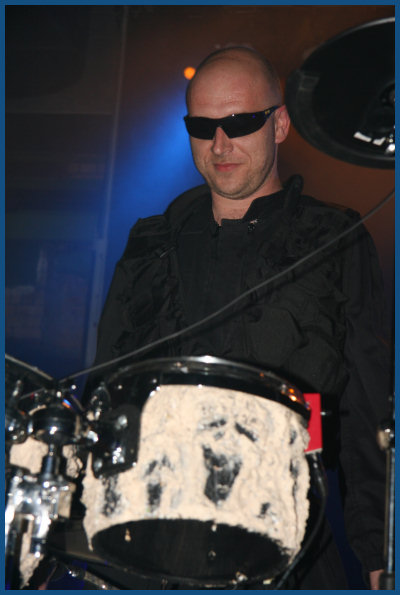 32 Crash -   Wave Gotik Treffen 2008 (09.05.08, Werk II hall A)