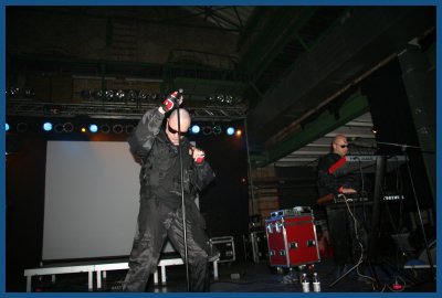 32 Crash -   Wave Gotik Treffen 2008 (09.05.08, Werk II hall A)