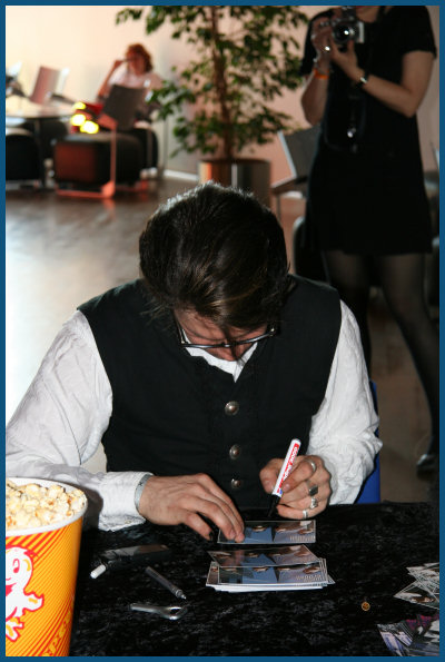 Welle:Erdball - Autograph session at Wave Gotik Treffen 2008 (11.05.08, Cinestar)